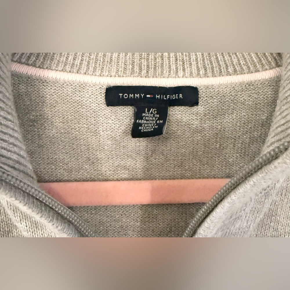 Tommy Hilfiger Grey Zip Cardigan Womens size Large with TH Crest - Picture 4 of 5